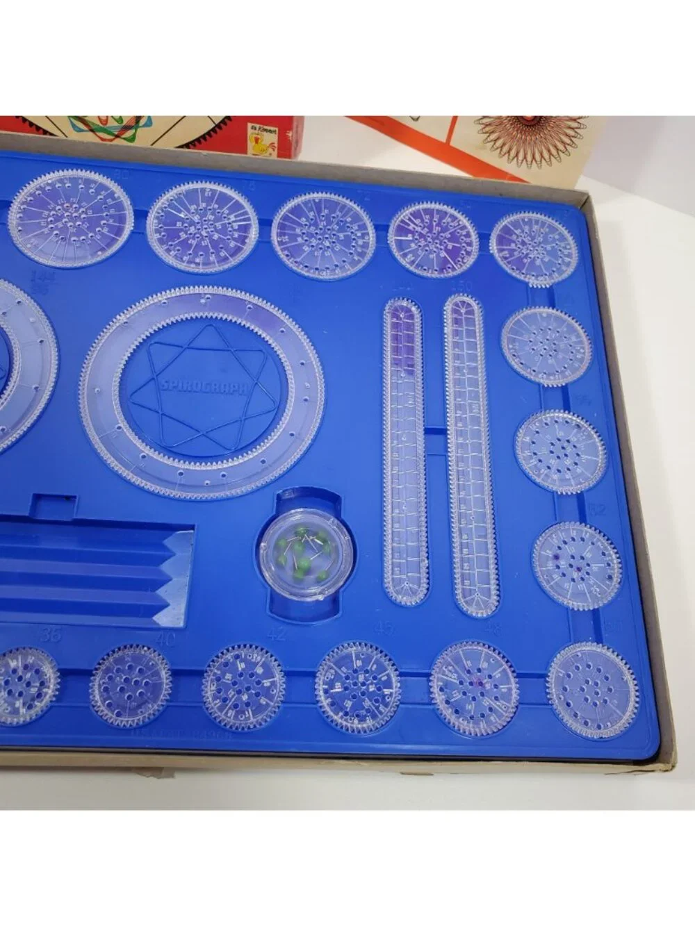 Kenner 1967 Spirograph Drawing Set Complete Minus Pens Vintage Blue Tray - Picture 3 of 12
